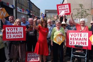 Jo Cox, Labour MP, campaigning for Remain